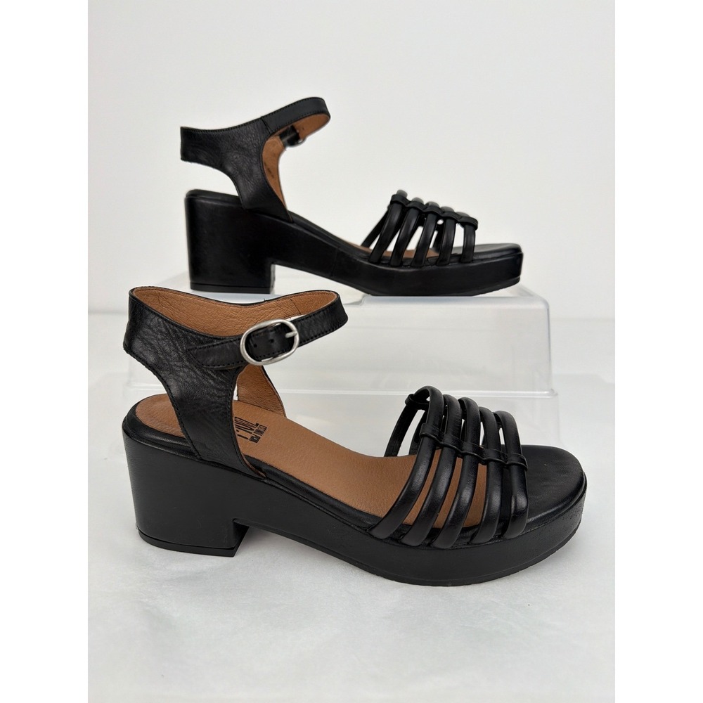 Miz Mooz Graciela Wide Sandals 39 8.5 Black Leather Strappy Platform Block Heel